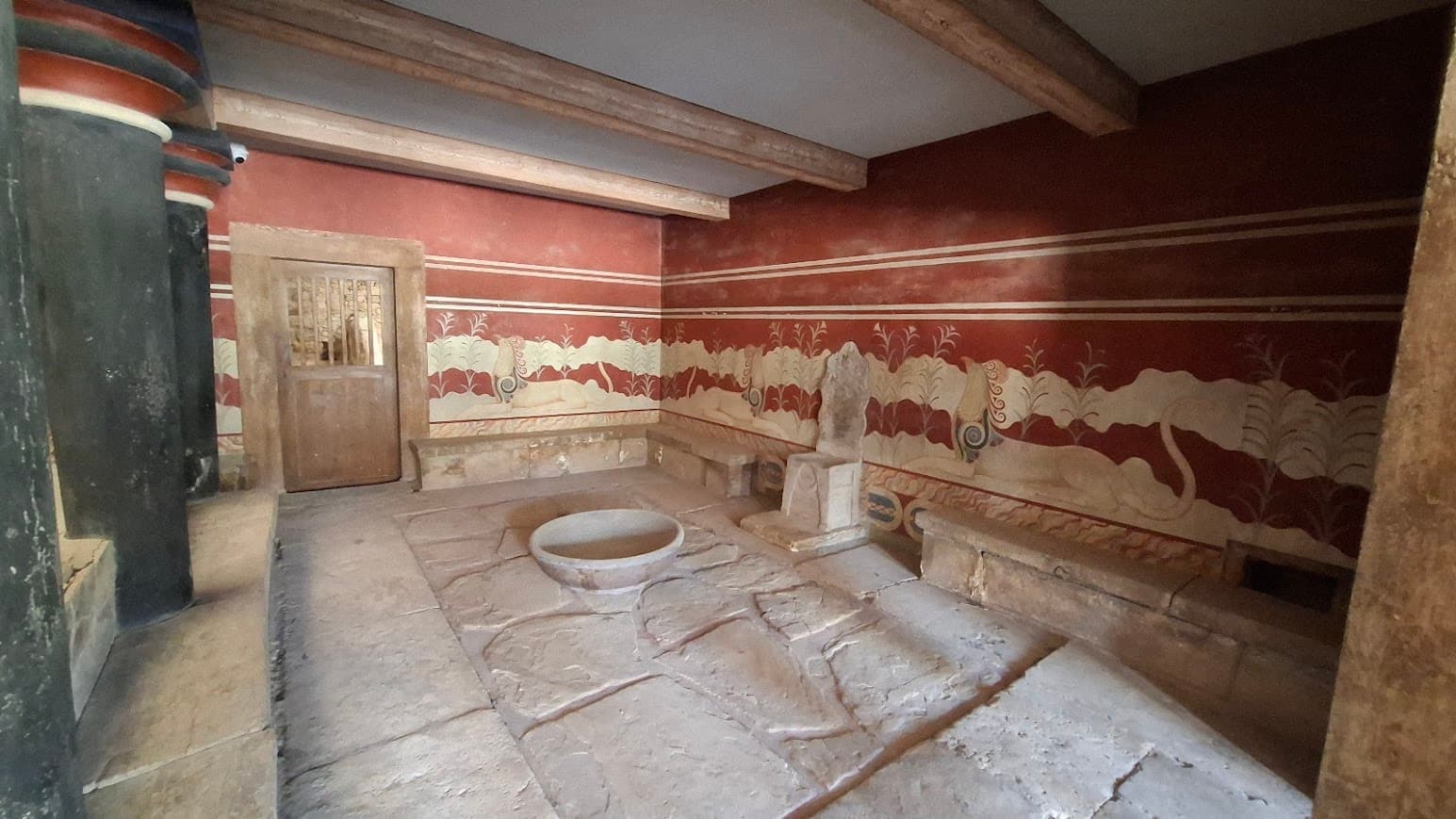 knossos palace